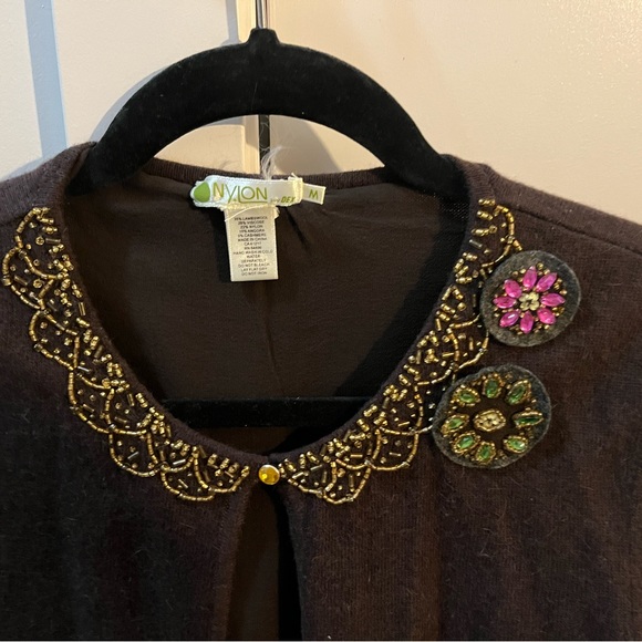 Women’s shrug/sweater - Picture 2 of 4